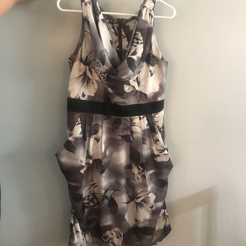 Pleased front floral dress
